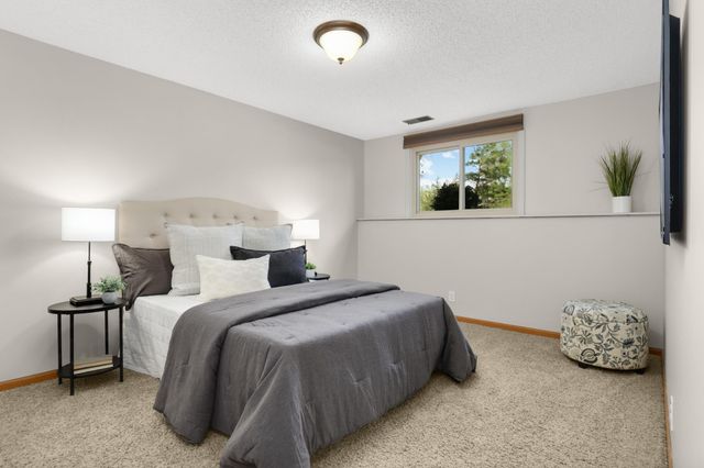 8556 Irwin Road, Bloomington, MN 55437