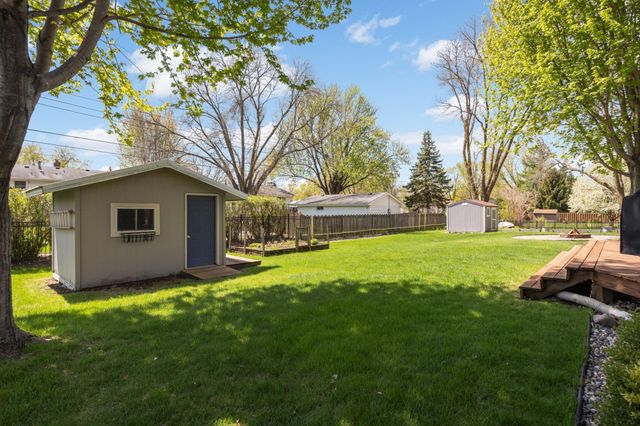 8556 Irwin Road, Bloomington, MN 55437
