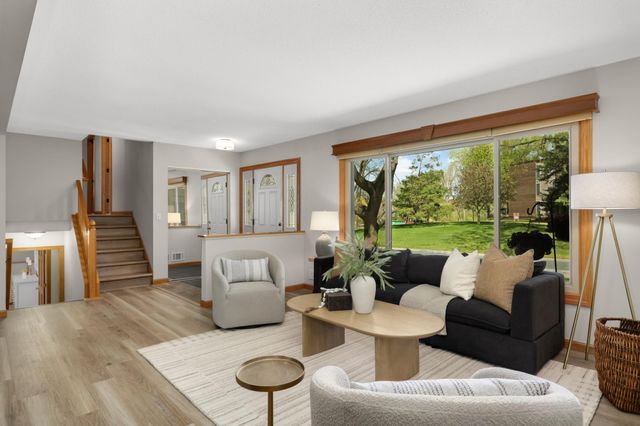 8556 Irwin Road, Bloomington, MN 55437