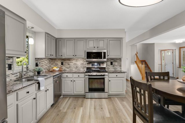 8556 Irwin Road, Bloomington, MN 55437