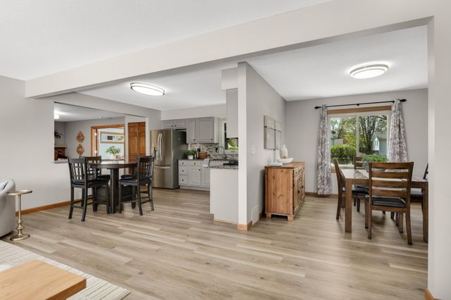 8556 Irwin Road, Bloomington, MN 55437