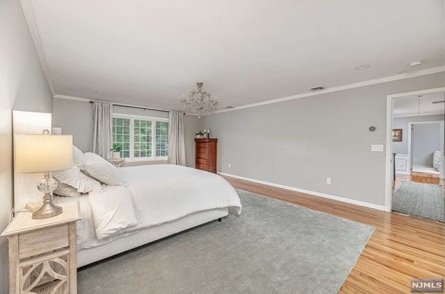731 Smoke Hollow Trail, Franklin Lakes, NJ 07417