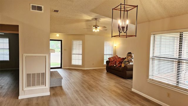520 Kirkland Drive, Coppell, TX 75019