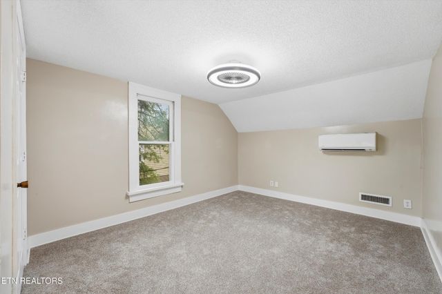 303 Blount St, Athens, TN 37303