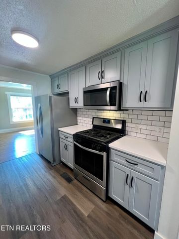 303 Blount St, Athens, TN 37303
