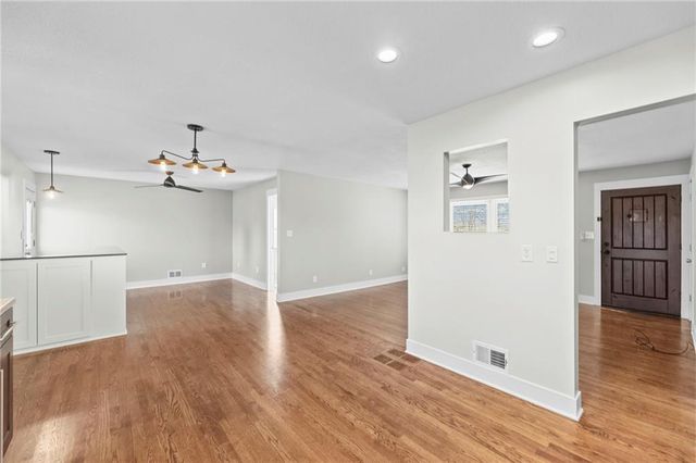 4223 E 42nd Street Court, Independence, MO 64055