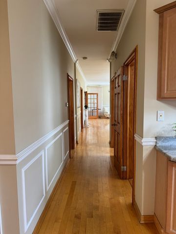3256 N Elston Avenue, Chicago, IL 60618