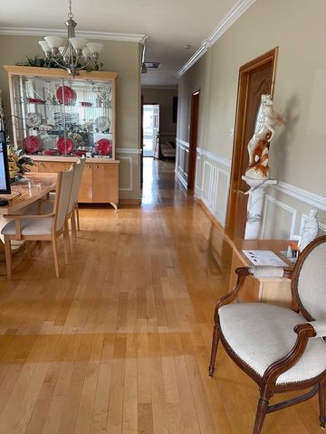 3256 N Elston Avenue, Chicago, IL 60618