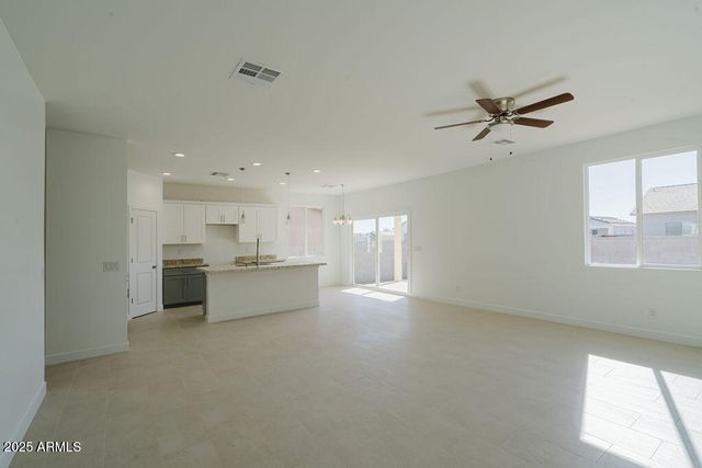 12527 W JENERO Drive, Arizona City, AZ 85123