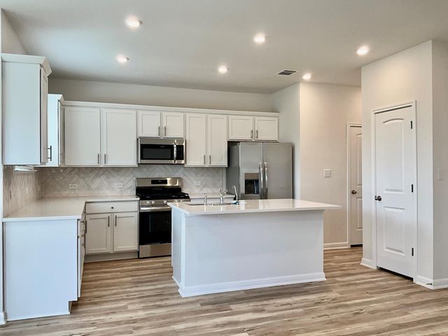 2204 Cornfield DR A, Pflugerville, TX 78660