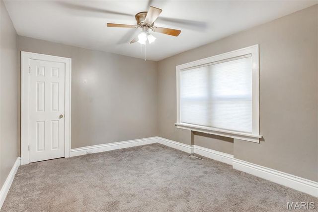 3831 Burgen Avenue, St Louis, MO 63116