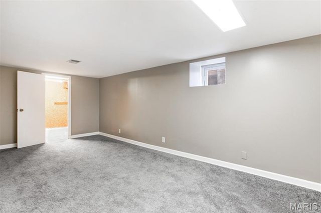 3831 Burgen Avenue, St Louis, MO 63116