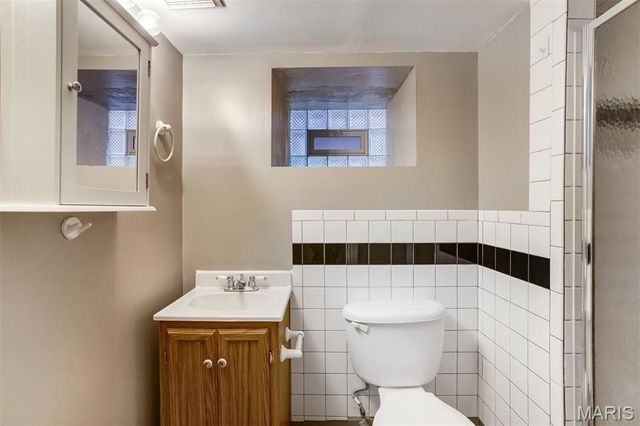 3831 Burgen Avenue, St Louis, MO 63116