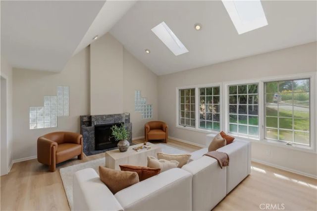 27383 Provident Road, Agoura Hills, CA 91301