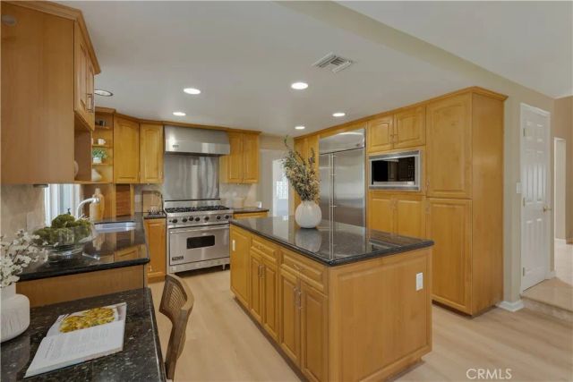 27383 Provident Road, Agoura Hills, CA 91301
