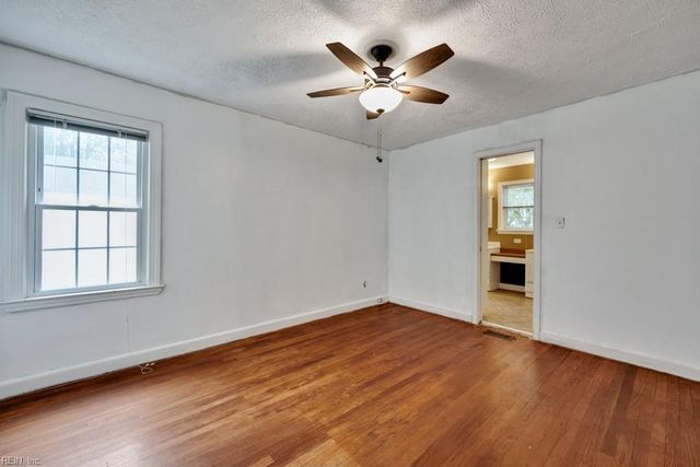 1712 Tarrall AVE, Norfolk, VA 23509