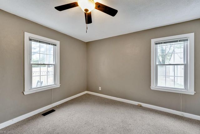 1712 Tarrall AVE, Norfolk, VA 23509