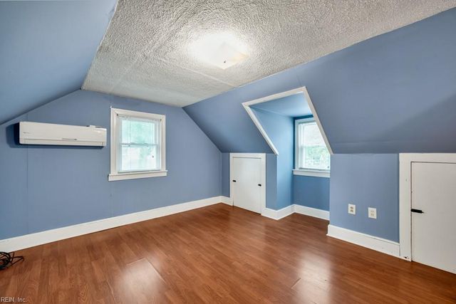 1712 Tarrall AVE, Norfolk, VA 23509
