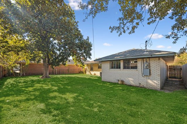 329 Robin Street, Deer Park, TX 77536