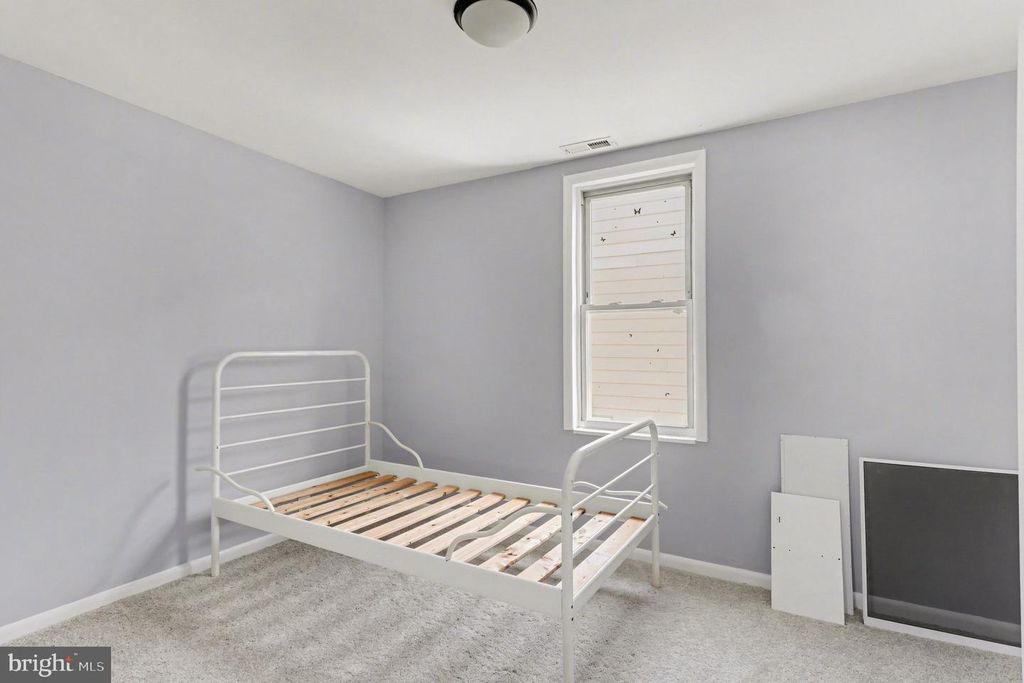 Image 20 of property listing at 1707 HARMAN AVE, Baltimore, MD 21230