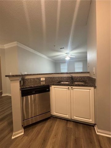 10 Perimeter Summit Boulevard NE 4211, Atlanta, GA 30319