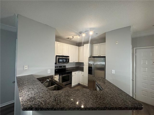 10 Perimeter Summit Boulevard NE 4211, Atlanta, GA 30319