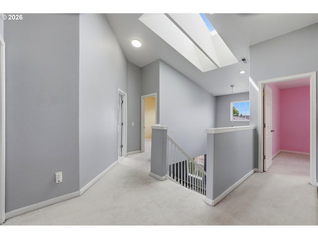 2068 Sw 34TH St, Gresham, OR 97080