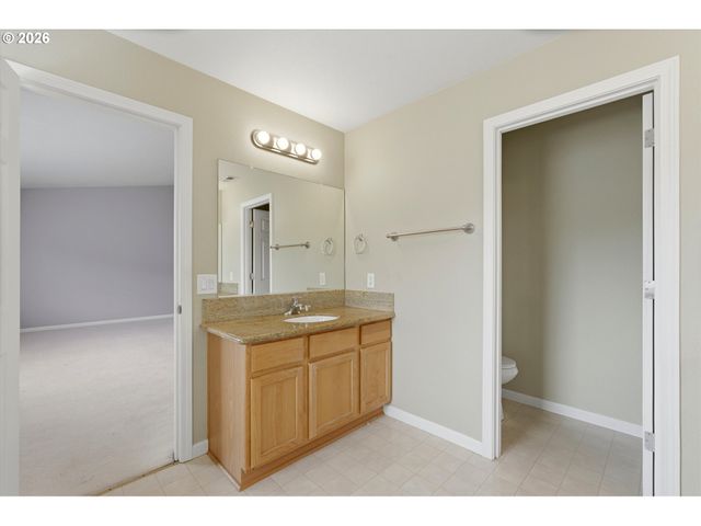 2068 Sw 34TH St, Gresham, OR 97080