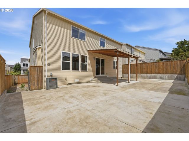 2068 Sw 34TH St, Gresham, OR 97080