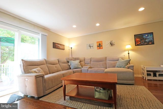 7 OLD PENNELL RD, Media, PA 19063