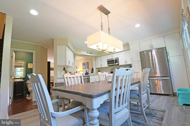 7 OLD PENNELL RD, Media, PA 19063
