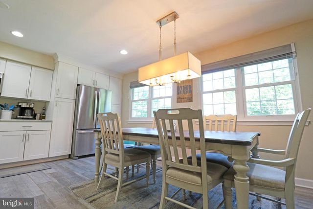 7 OLD PENNELL RD, Media, PA 19063