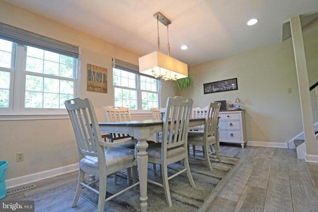 7 OLD PENNELL RD, Media, PA 19063