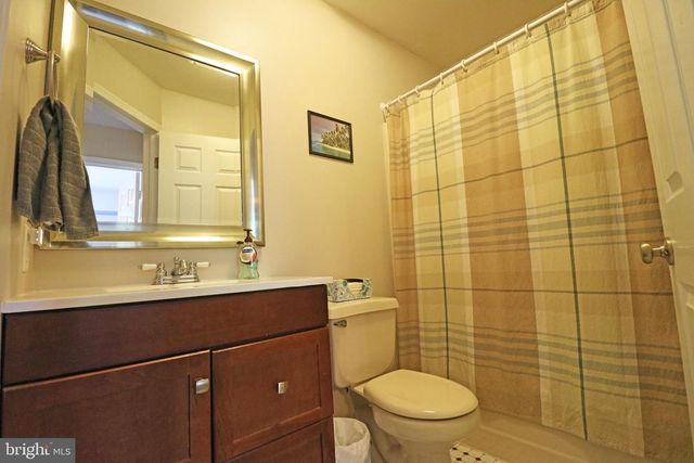 7 OLD PENNELL RD, Media, PA 19063