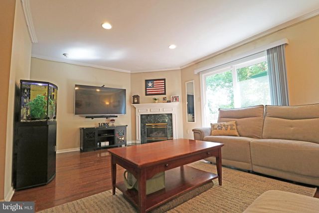 7 OLD PENNELL RD, Media, PA 19063