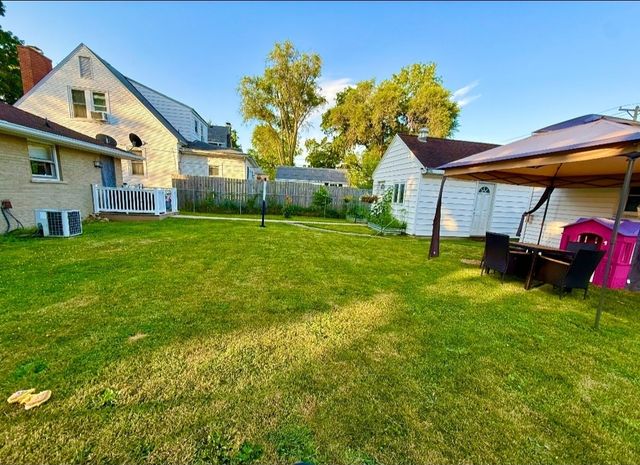 1217 S 7th Avenue, Kankakee, IL 60901