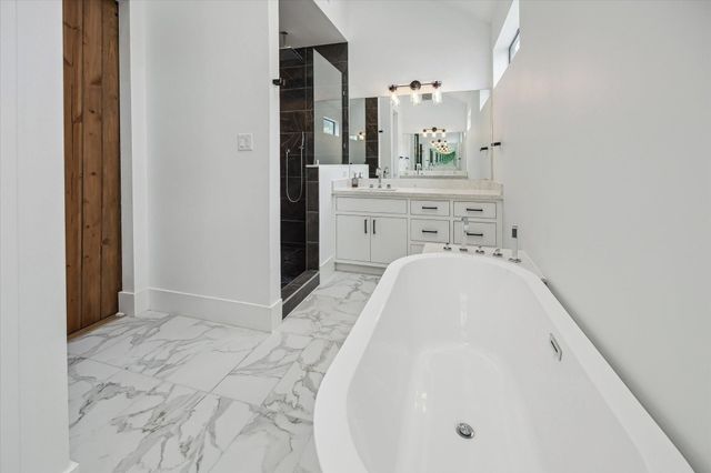 823 Aurora Street, Houston, TX 77009