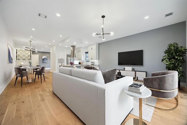 823 Aurora Street, Houston, TX 77009