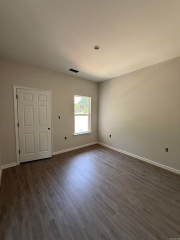 531 Madeleine Circle, Austin, AR 72007