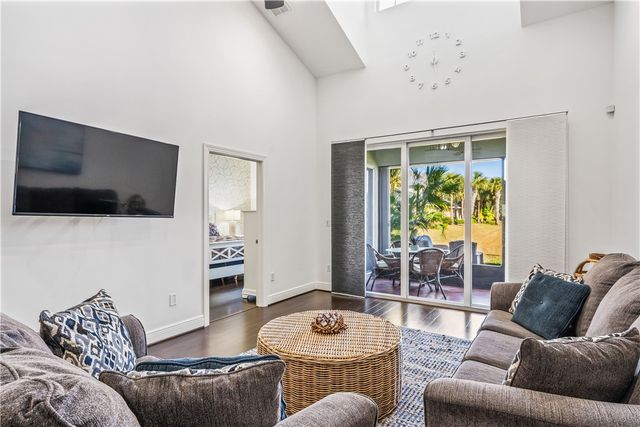 1634 Baseline Lane, Vero Beach, FL 32967