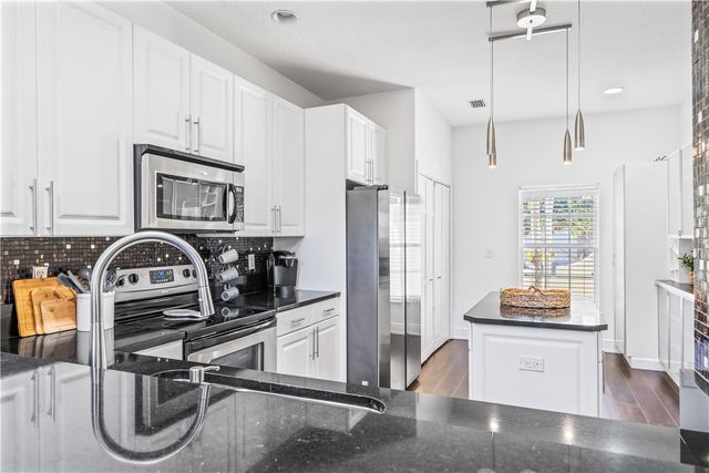 1634 Baseline Lane, Vero Beach, FL 32967