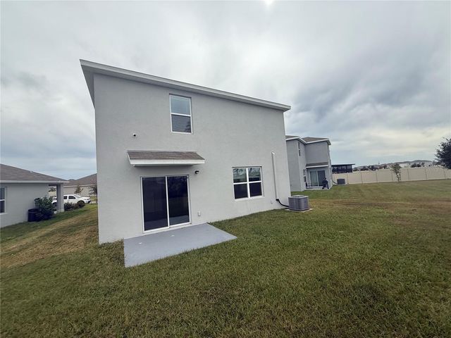 5643 HOLLINGWORTH TRAIL, Wesley Chapel, FL 33545