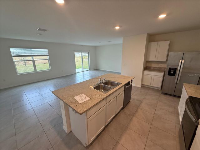 5643 HOLLINGWORTH TRAIL, Wesley Chapel, FL 33545