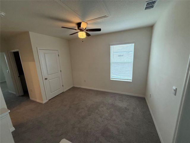 5643 HOLLINGWORTH TRAIL, Wesley Chapel, FL 33545