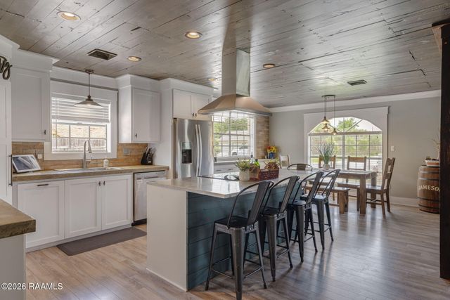 610 E Demanade Drive, Lafayette, LA 70503