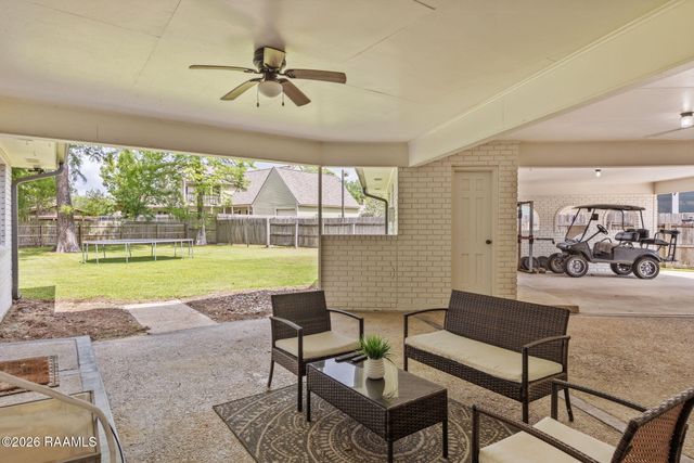 610 E Demanade Drive, Lafayette, LA 70503