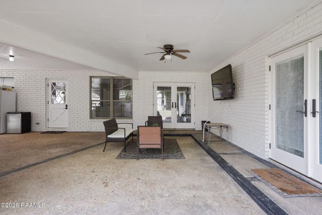 610 E Demanade Drive, Lafayette, LA 70503
