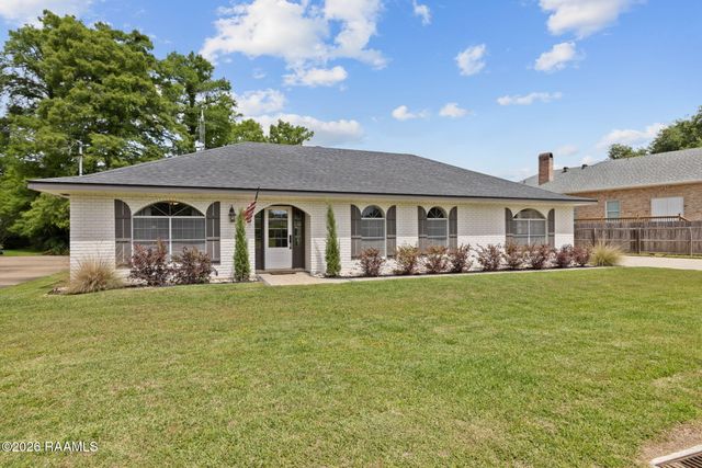 610 E Demanade Drive, Lafayette, LA 70503