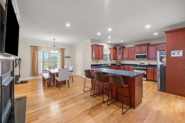 1084 Scenic Garden, Lawrenceburg, KY 40342