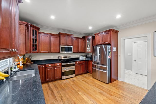 1084 Scenic Garden, Lawrenceburg, KY 40342